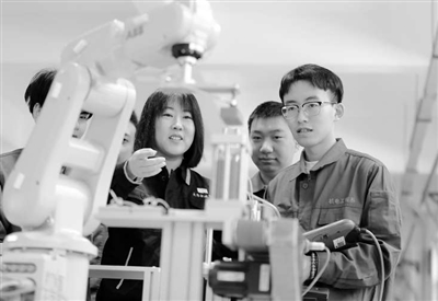 调查显示:职业教育受到认可 实际感受超越预期 调查显示:职业教育受到认可 实际感受超越预期