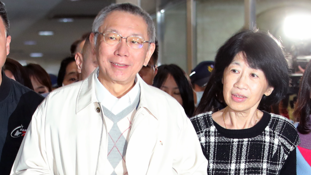 曾脱水、低血压！