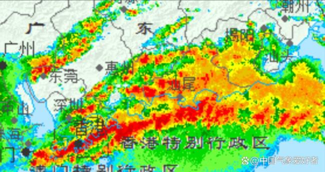 广东为何出现特大暴雨
