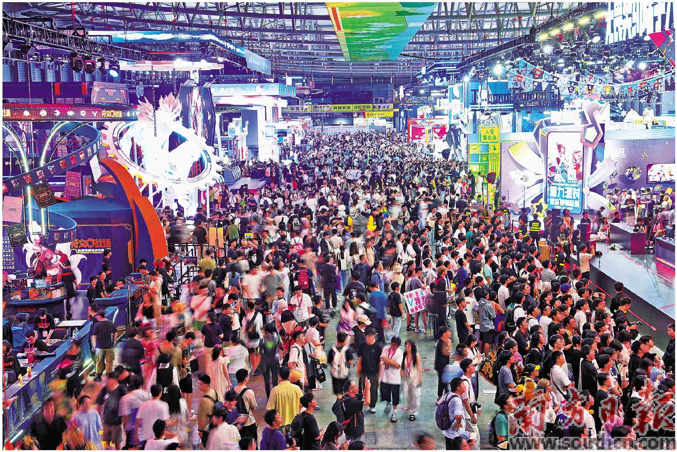ChinaJoy展馆内人潮涌动。本栏摄影:南方日报记者 王俊涛