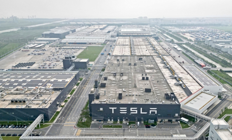 特斯拉上海超级工厂生产的每一辆Model 3和全新Model Y上，有超过95%的零件都产自中国。新华社