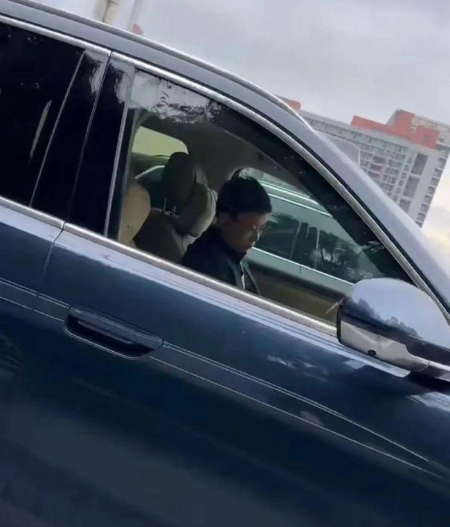 余承东回应开车睡觉：第一次进局子