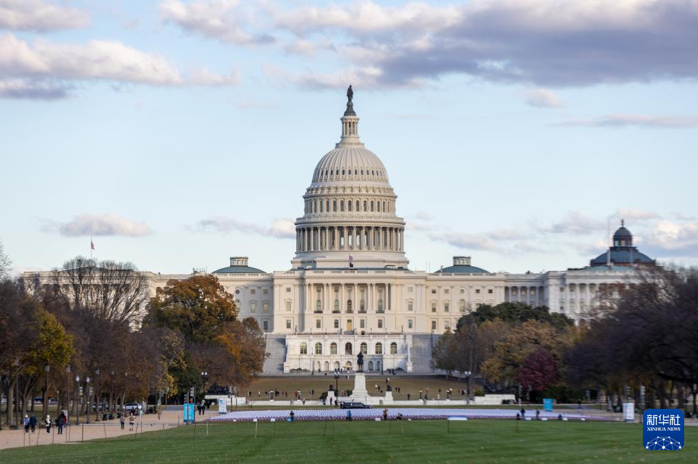美国会参议院正式通过临时拨款法案