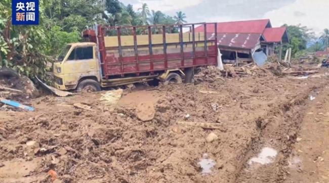 印尼洪灾波及50个城市和地区