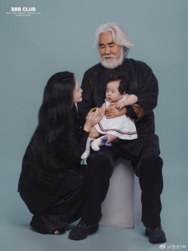 张纪中妻子杜星霖已报警