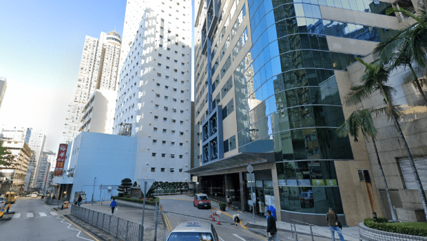 丽晶中心A座低层全层建筑面积约2.3万方呎,同步于市场放租或放售。 丽晶中心A座低层全层建筑面积约2.3万方呎,同步于市场放租或放售。