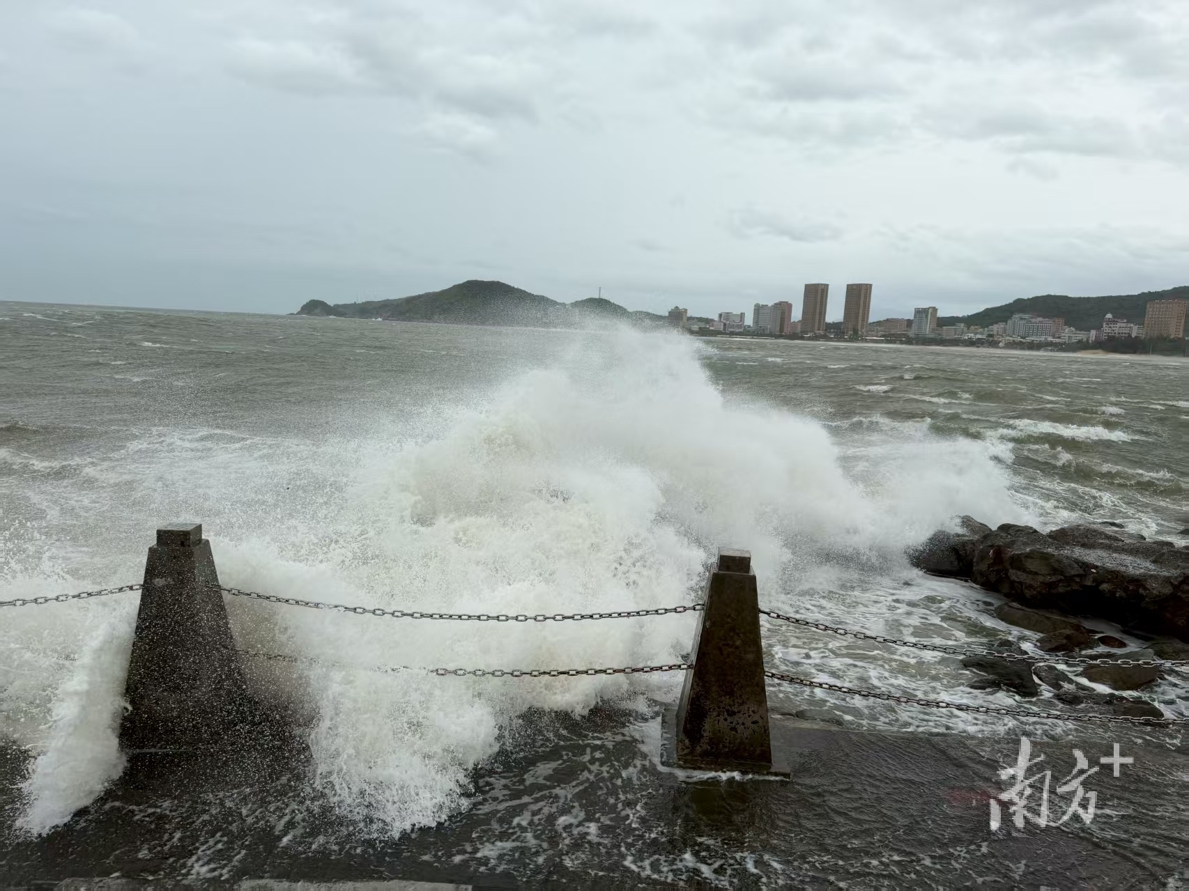 台风 桦加沙