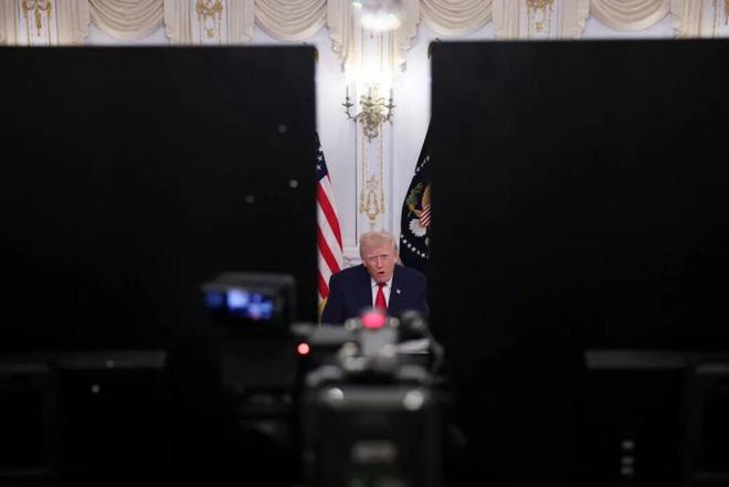 全世界都在静静等待