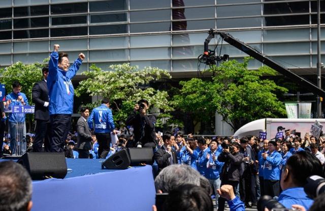 专家:韩国大选惊现黑马