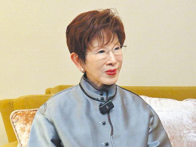 洪秀柱赞郑丽文表达我是中国人立场