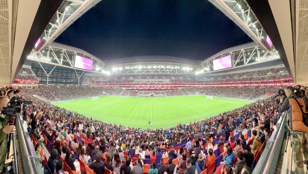 中国香港榄球总会（榄总）23日公布，三日的套票累计已售出近43,000张。