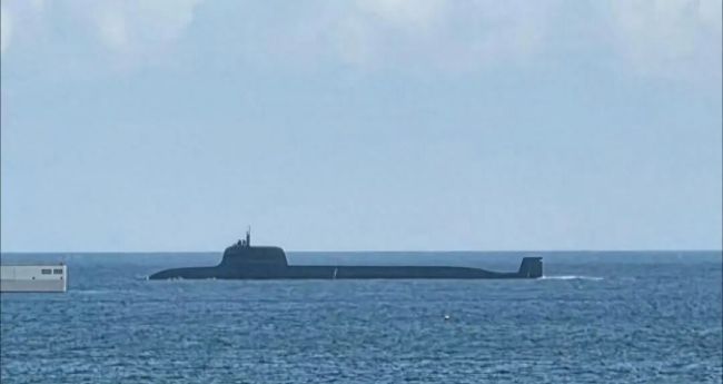 新“大黑鱼”亮相，核潜艇开始下饺子！