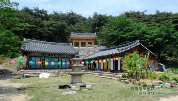 云岚寺全景。