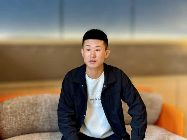 男子偷窃为娃治白血病 狱中得知孩子去世