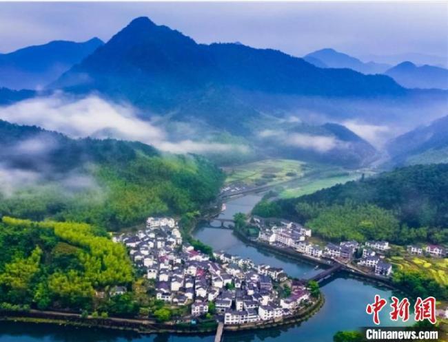 浙江:三年内打造500个重点村组团片区
