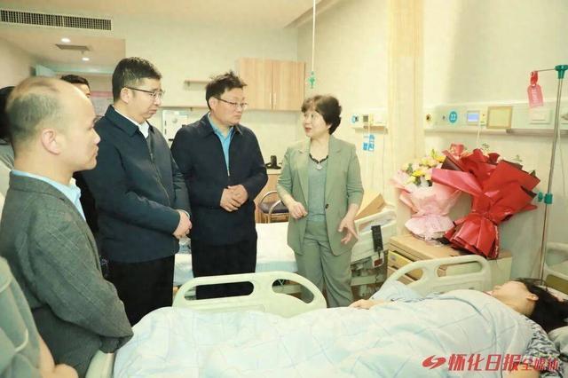 湖南首例重残孤儿顺利产子
