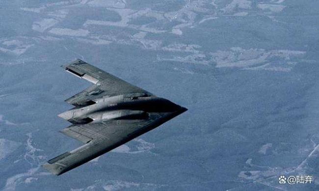 美空军参谋长：B-21轰炸机将取代B-2