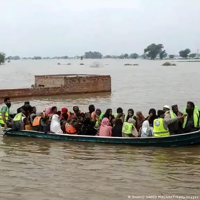 牛弹琴：这件事，印度太不地道