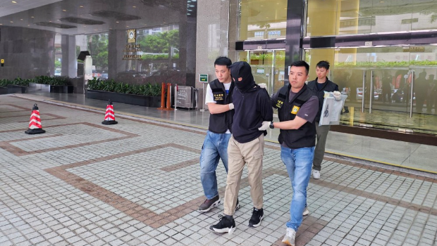 姓张的74岁老翁涉嫌触犯加重杀人罪被拘捕。