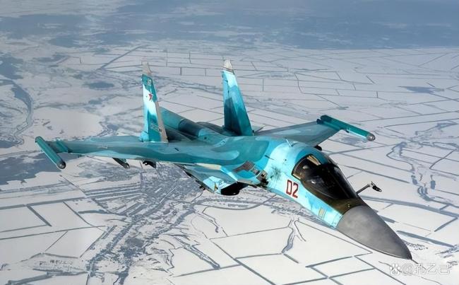 俄空投重磅炸弹打爆乌据点