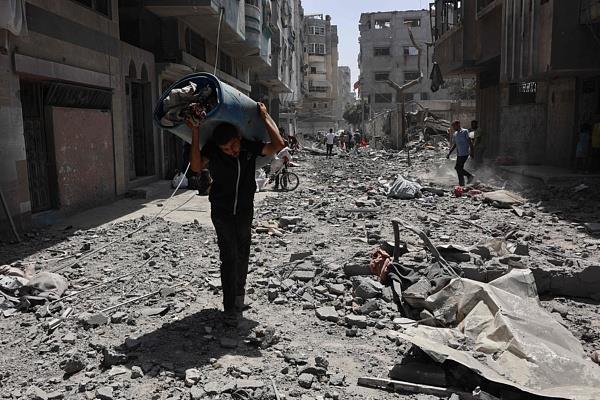 暂不回应停火方案 征召6万预备役 以色列还要对加沙做什么？