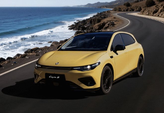 11月7日正式预售 零跑Lafa5将于广州车展上市