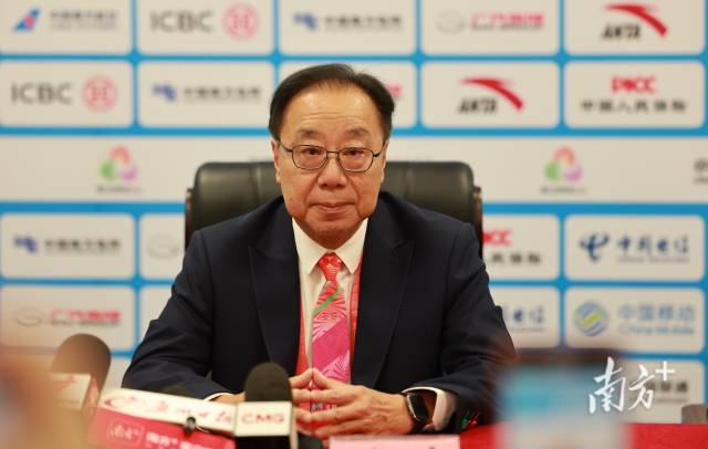 南方+ 吴明 拍摄