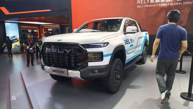2.3T柴油智能化配置 威麟R08预售8.88万起