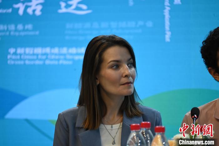 俄罗斯留学生李雪灵的13年中文情缘 俄罗斯留学生李雪灵的13年中文情缘
