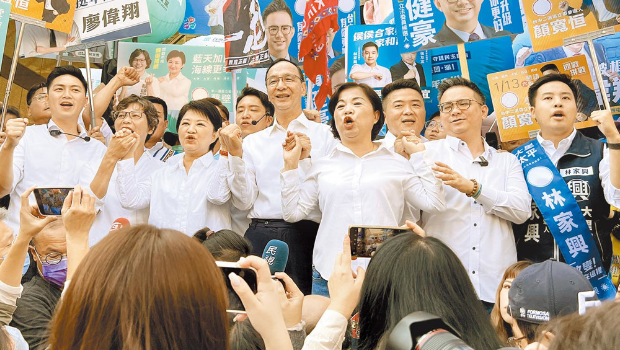 台中市6席国民党“立委”全数将进行罢免投票。 台中市6席国民党“立委”全数将进行罢免投票。