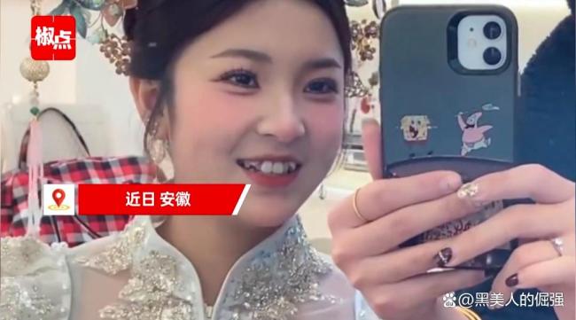 90后女子喜当丈母娘！共有6个孩子，和出嫁大女儿合影像姊妹 年轻妈妈引发热议