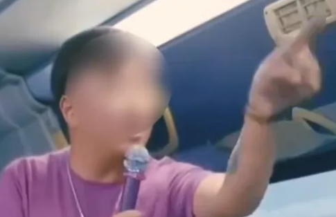 网传视频截图。