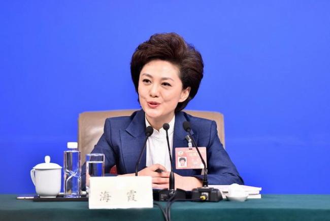 主持人海霞获新称号