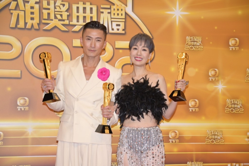 3年前陈山聪和江美仪夺“视帝”、“视后”。 3年前陈山聪和江美仪夺“视帝”、“视后”。