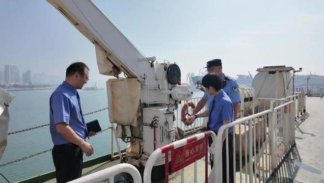 为骗巨额保金推妻坠海男子已被执行死刑，妻子死后不久其还在酒店招嫖；检方披露细节：专业鉴定机构认定后，“零口供”定罪