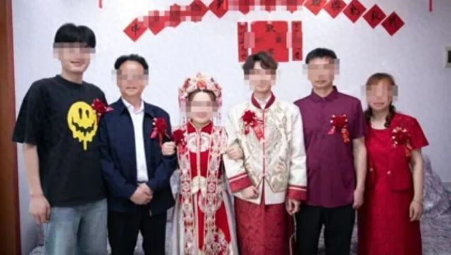 男子给14万彩礼女子用46万假存单回礼 骗彩礼案男方庭上笑场