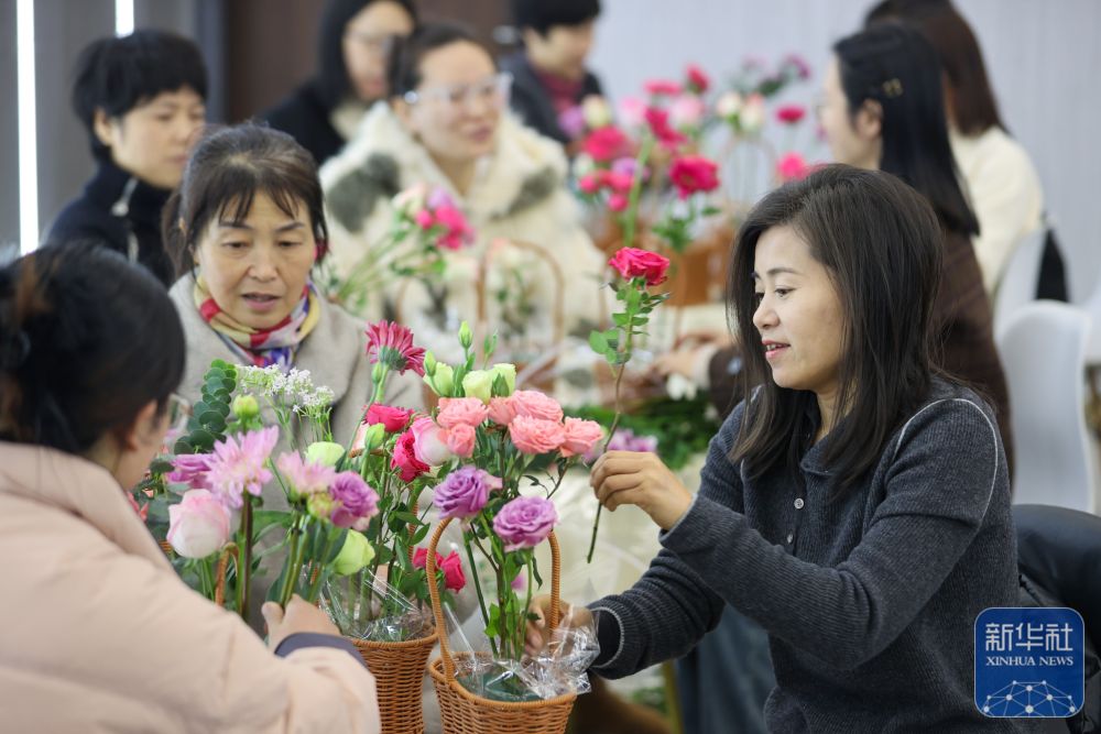 多彩活动迎“三八”国际妇女节
