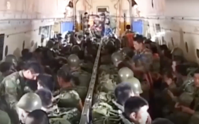 再看空降兵十五勇士当年惊天一跳