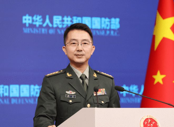 国防部新闻发言人蒋斌就柬泰边境冲突涉华负面舆情答记者问