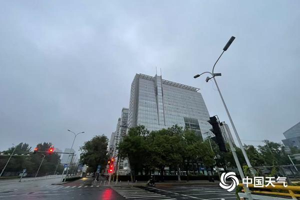 北京未来三天多分散性降雨 最高气温超30℃体感持续闷热