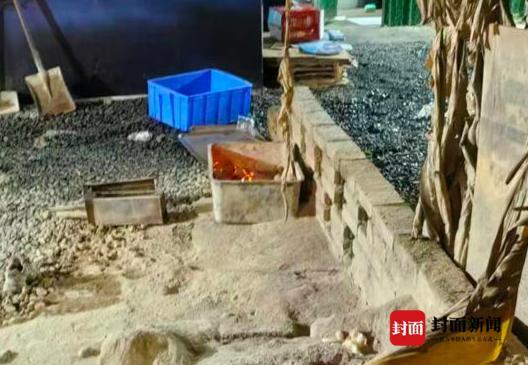 3岁男童掉进炭火堆全身85%烧伤