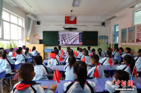 青海西宁：小学生