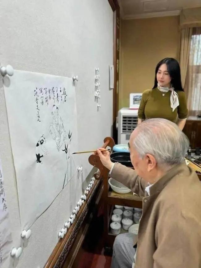 范曾被传遭娇妻卷走20亿女儿发声