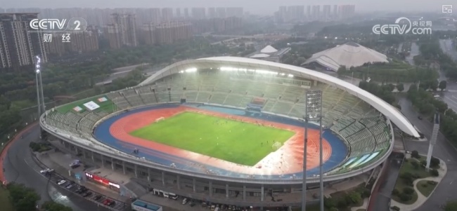 体育搭台文旅唱戏流量变增量 苏超燃动消费热力