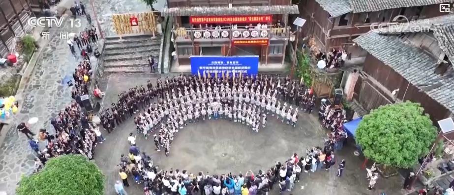 秋季乡村游持续升温 带动文旅消费蓬勃发展