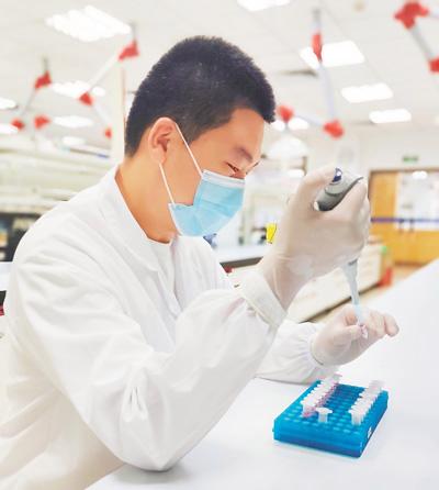 民企来了博士毕业生:这里的舞台一样广阔