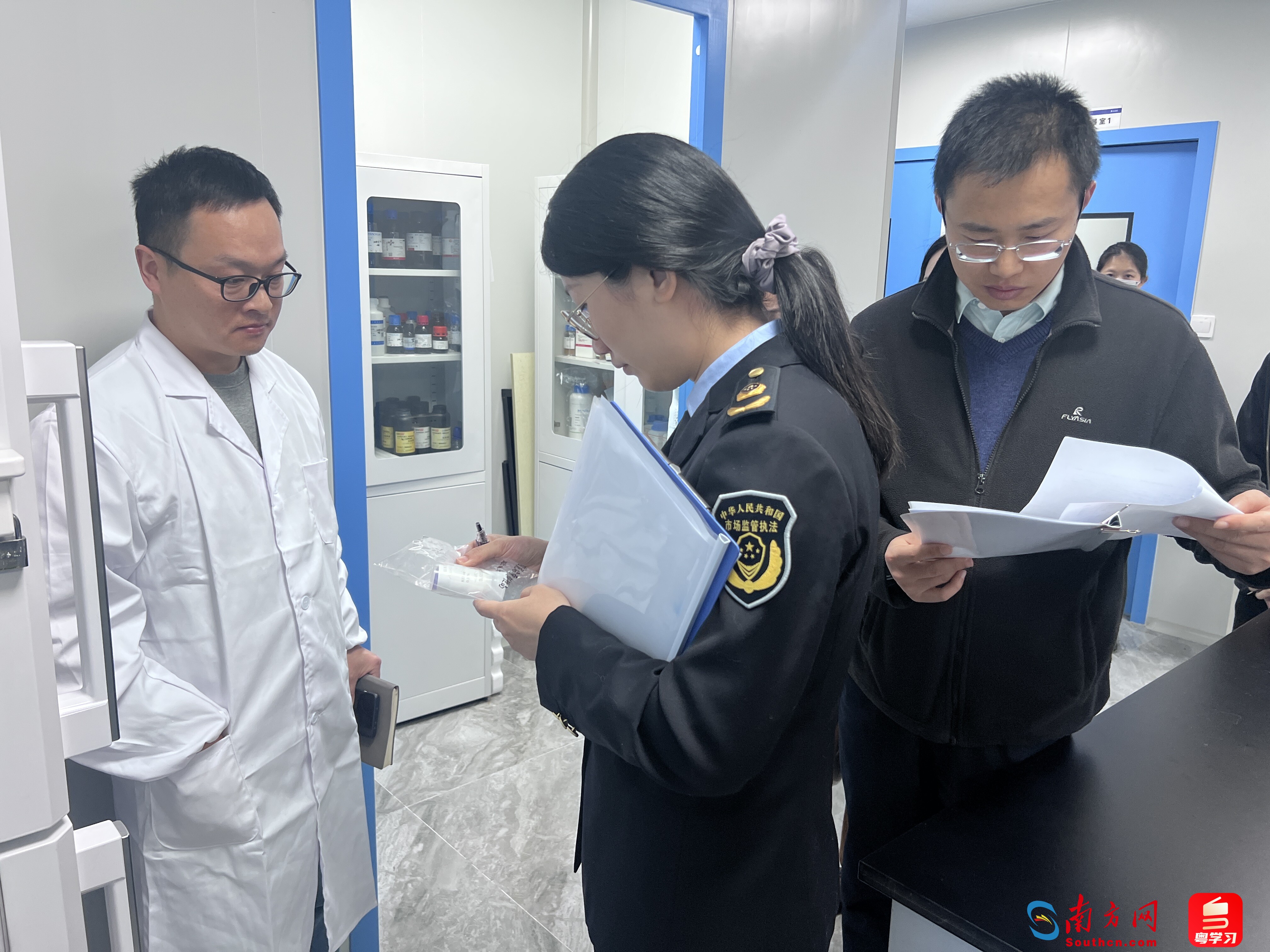 联合推进工作组对“白名单”物品使用情况开展联合检查。