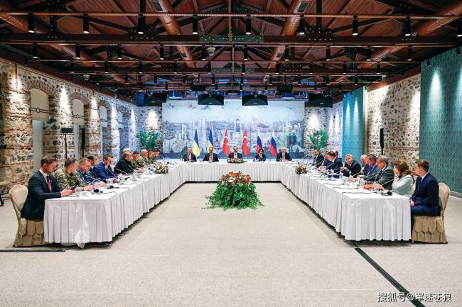 俄乌博弈背后的战略攻防与利益重构