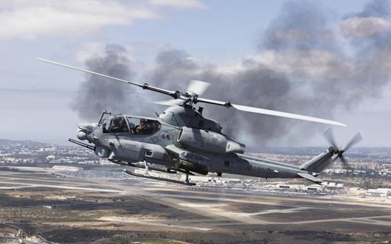 美国海军陆战队一架直升机在南加州坠毁，一名飞行员死亡