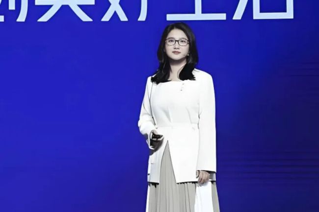 周受资，晋升一位90后女将
